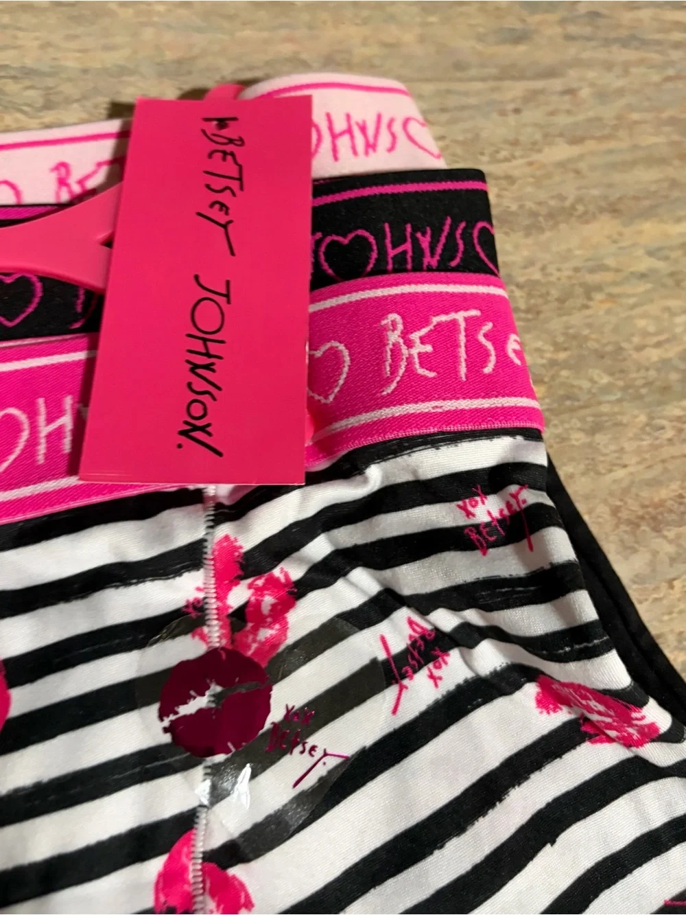Betsey Johnson 3-Pack Black & White Striped Boxer Panties & Hot Pink Lip Print